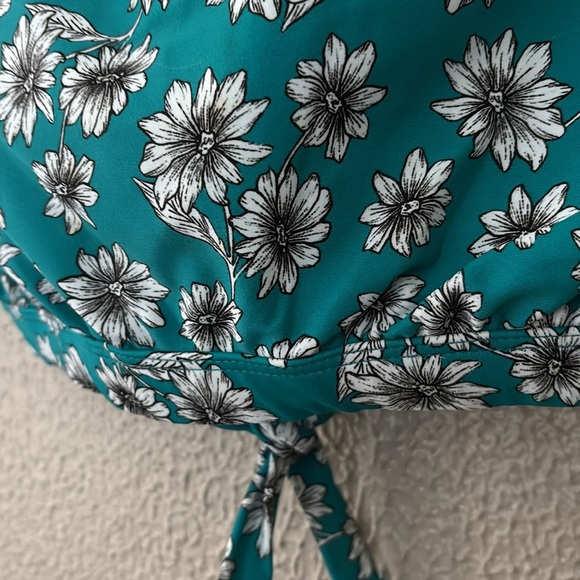 Women’s Sandflower Bikini Top, Teal Daisy Print, Large NWT - Picture 2 of 7
